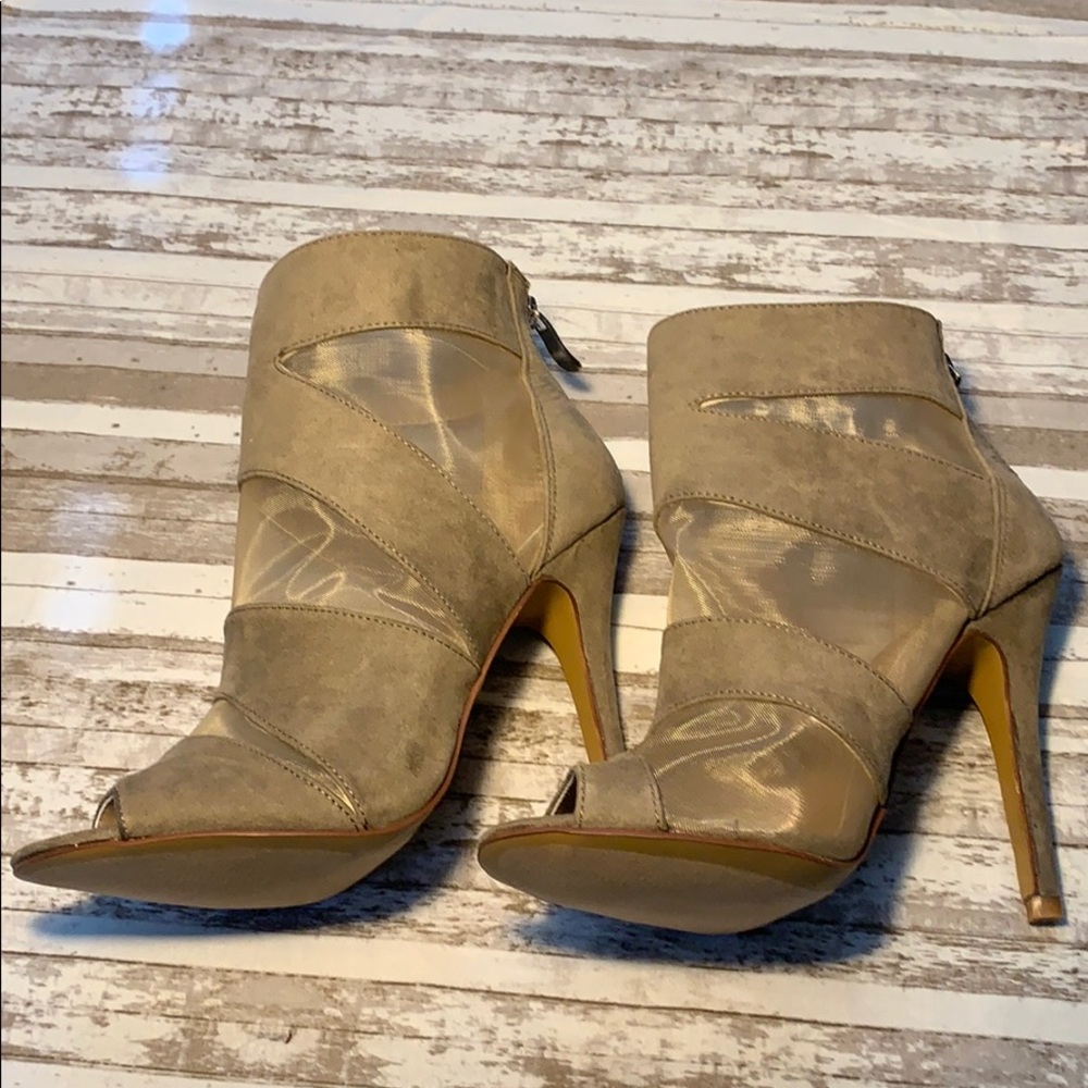 Chinese Laundry Tan Mesh Booties